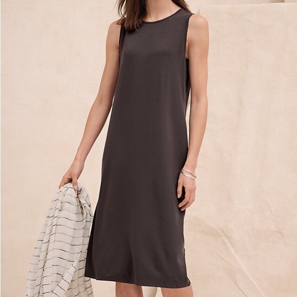 Eileen Fisher Stretch-Jersey Crewneck Sleeveless Midi Dress